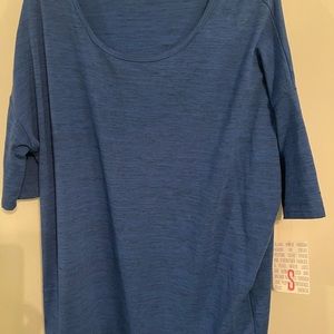 Lularoe Irma size small shirt